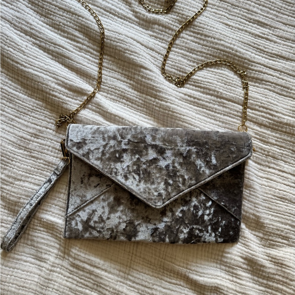 Lulu's Silver Velvet Clutch